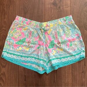NWOT Lilly Pulitzer Tropical Patterned Shorts